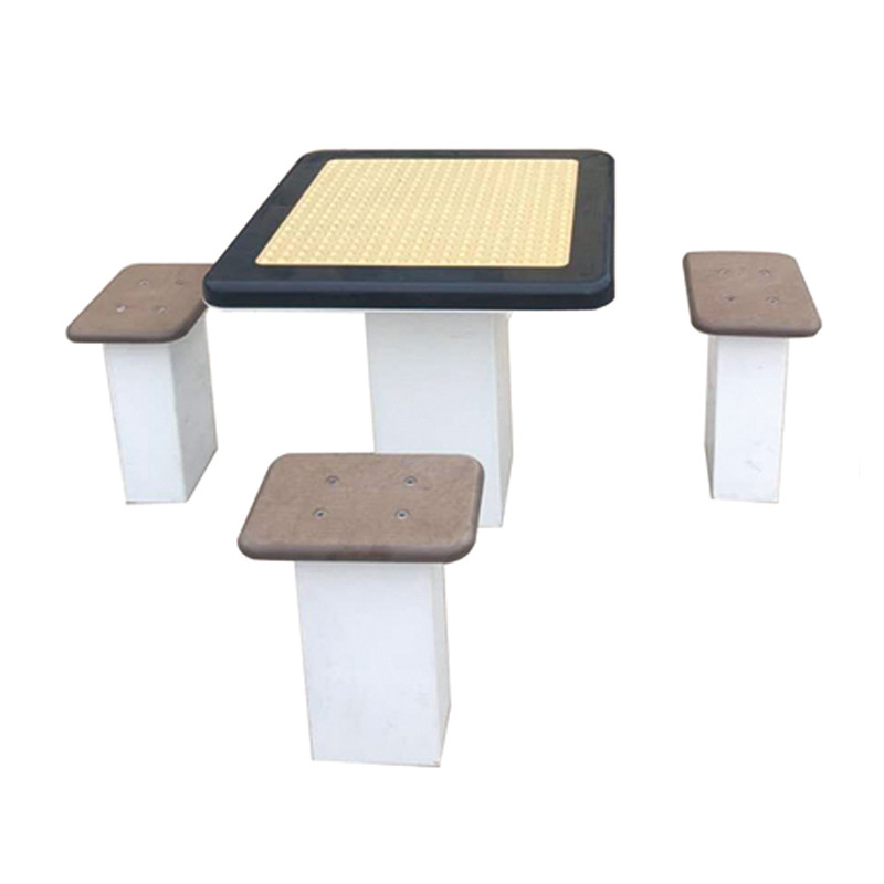 轨道五子棋